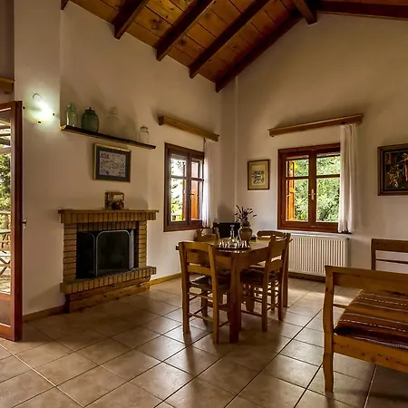 Manoli's House * Douliana